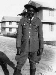 jackie-robinson-at-fort-hood